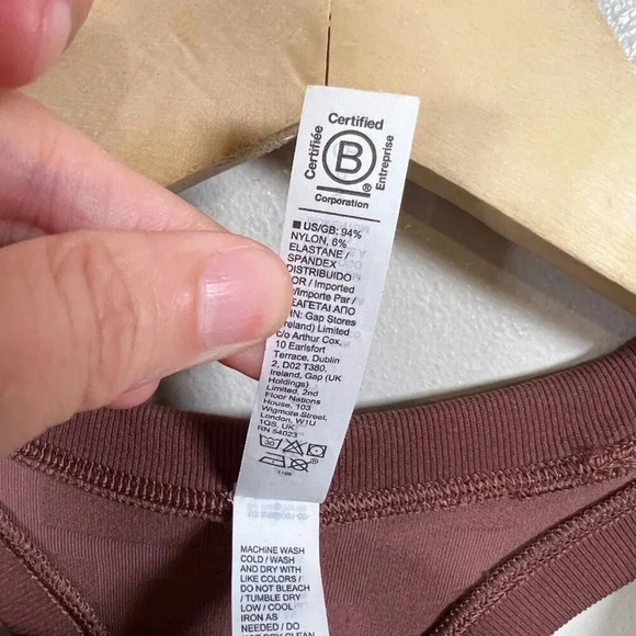 Athleta Momentum Logo Tank Top Size Small Hearth Rose Athletic Running Workout - Picture 8 of 10